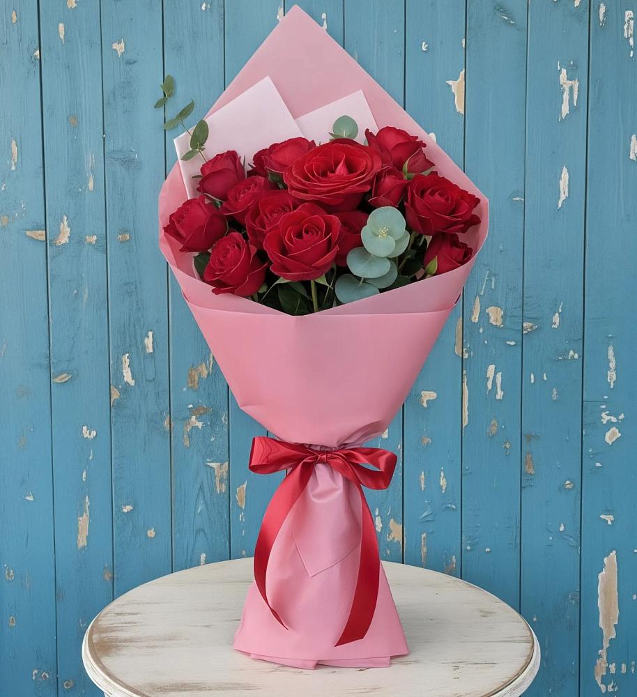 Букет цветов из: Розы в Нижнем Тагиле