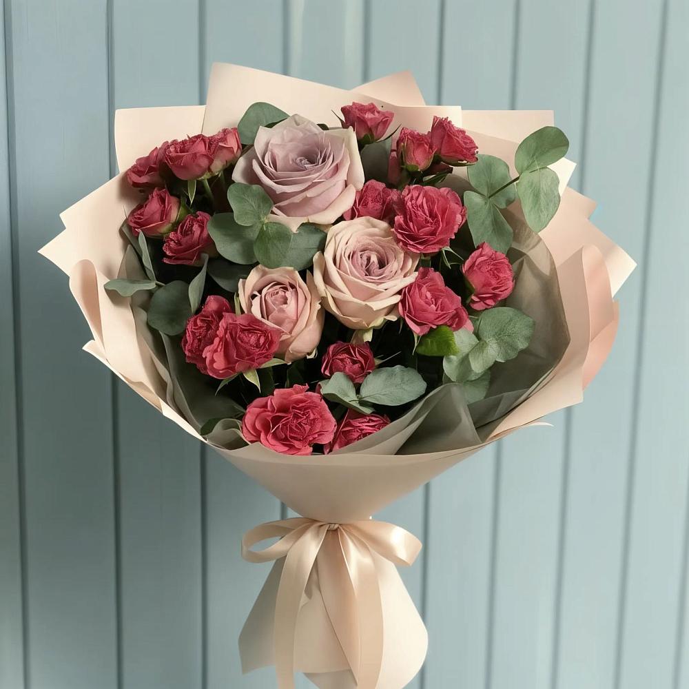 Букет цветов из: Гвоздики и Розы в Нижнем Тагиле