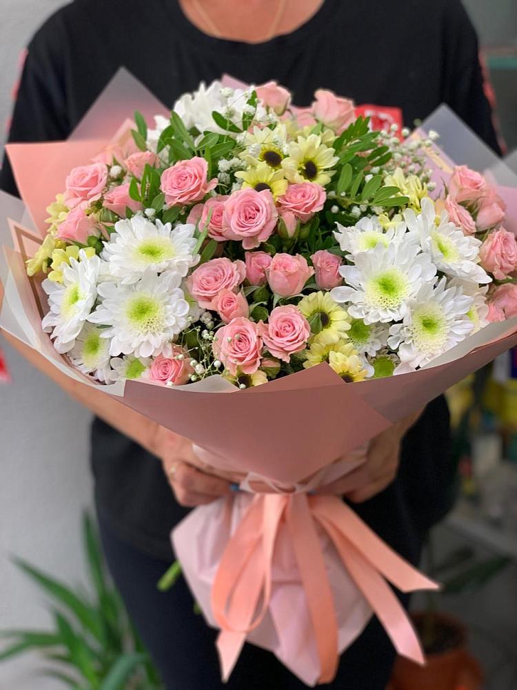 Букет цветов из: Розы и Хризантемы в Нижнем Тагиле