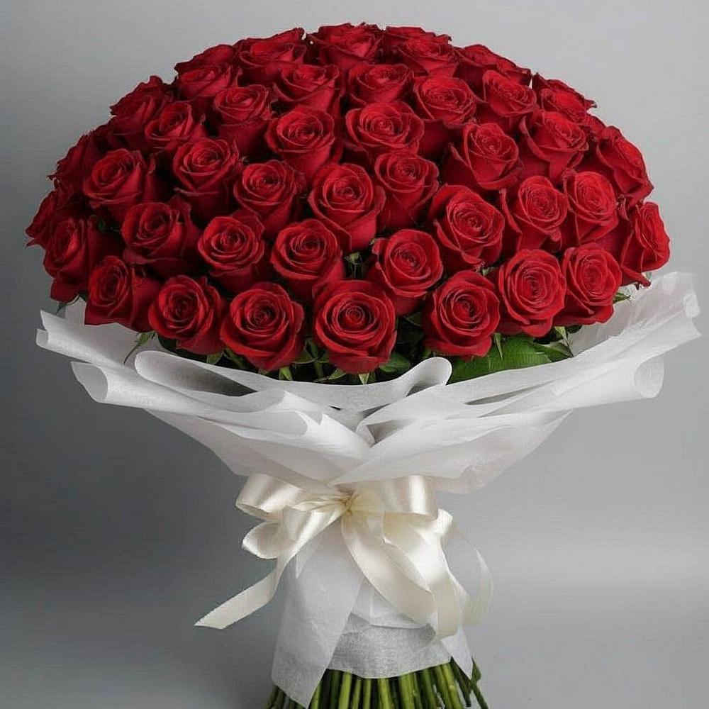 Букет 101 Красная роза Блэк Мэджик в Нижнем Тагиле