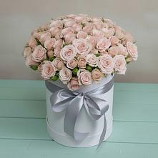 Цветочная композиция из Розы в шляпной коробке в Нижнем Тагиле