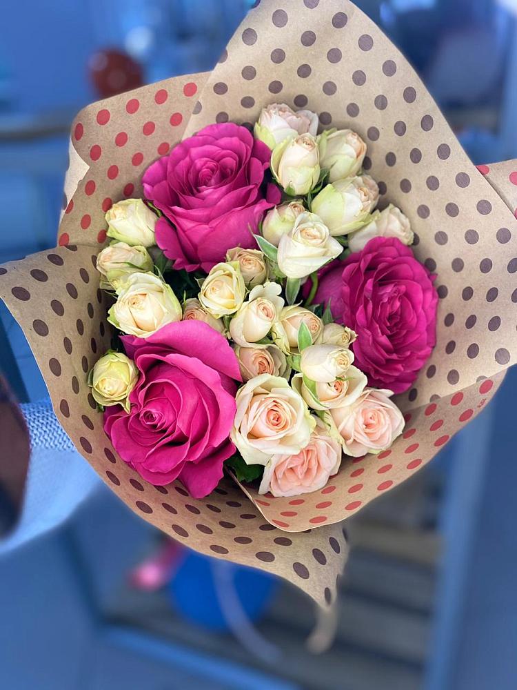 Букет цветов из: Розы в Нижнем Тагиле