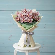 Букет цветов из:  Орхидеи и Розы в Нижнем Тагиле