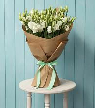 Букет цветов из:  Лизиантусы в Нижнем Тагиле