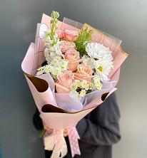 Букет цветов из:  Хризантемы и Розы в Нижнем Тагиле