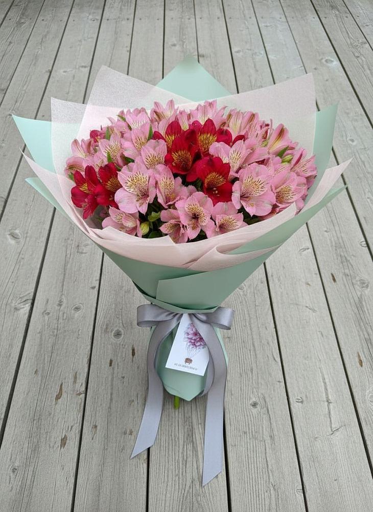 Букет цветов из: Альстромерии в Нижнем Тагиле