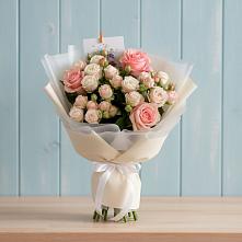 Букет цветов из:  Розы в Нижнем Тагиле