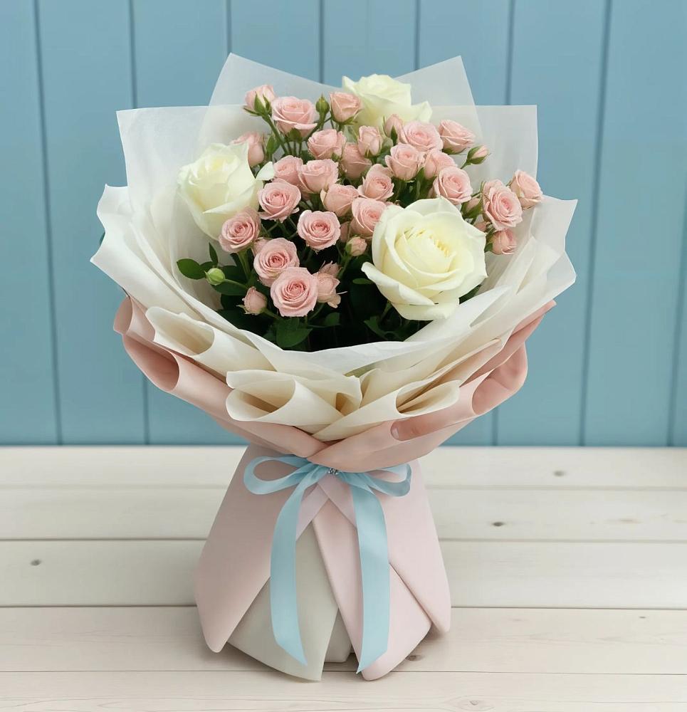 Букет цветов из: Розы в Нижнем Тагиле