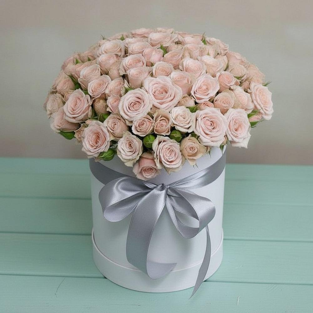 Цветочная композиция из Розы в шляпной коробке в Нижнем Тагиле